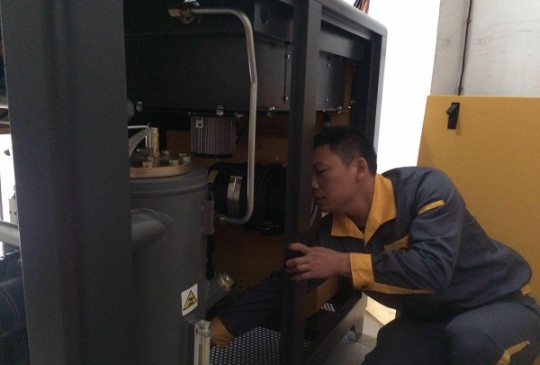 螺桿空壓機(jī)保養(yǎng)必做項(xiàng)目,做不好機(jī)頭抱死報(bào)廢不奇怪!